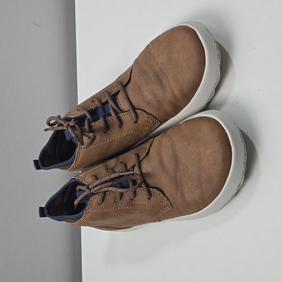 Columbia Other - Sperry Coastal Break Chukka Boots